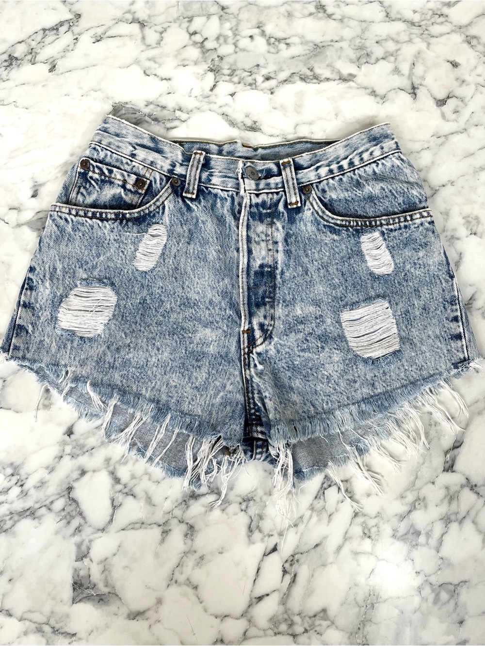 Vintage 80’s 501 Levi’s Cutoff Denim Shorts Distressed Acid Wash Size 9 W26